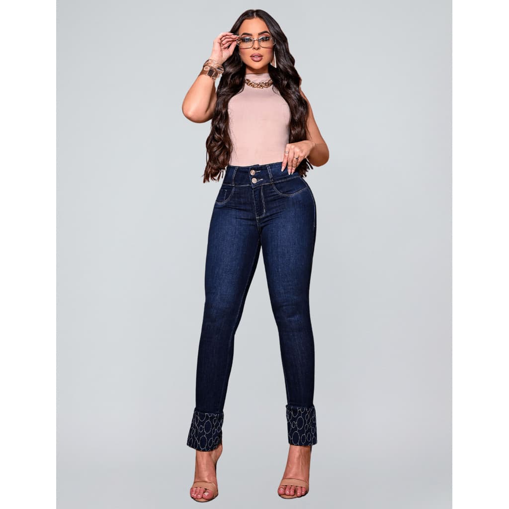 Calça Jeans Skinny Cigarret  Ariel Escura Com Bordado na Barra Com Enchimento
