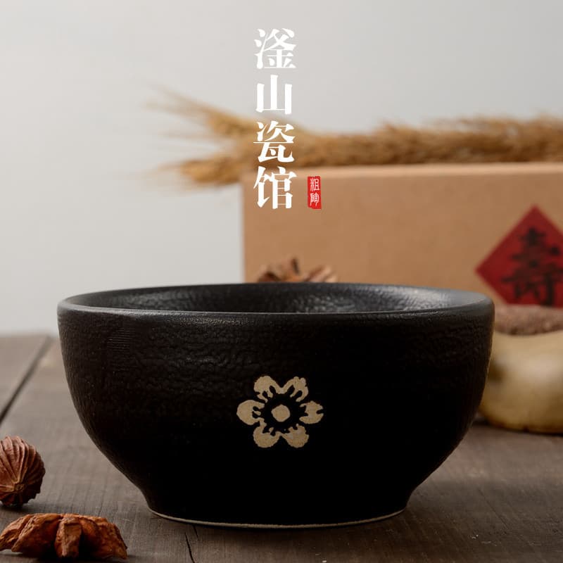 Retro preto esmalte grés flor de cerejeira tigela simples preto cerâmica pequena porcelana tigela arroz restaurante domé