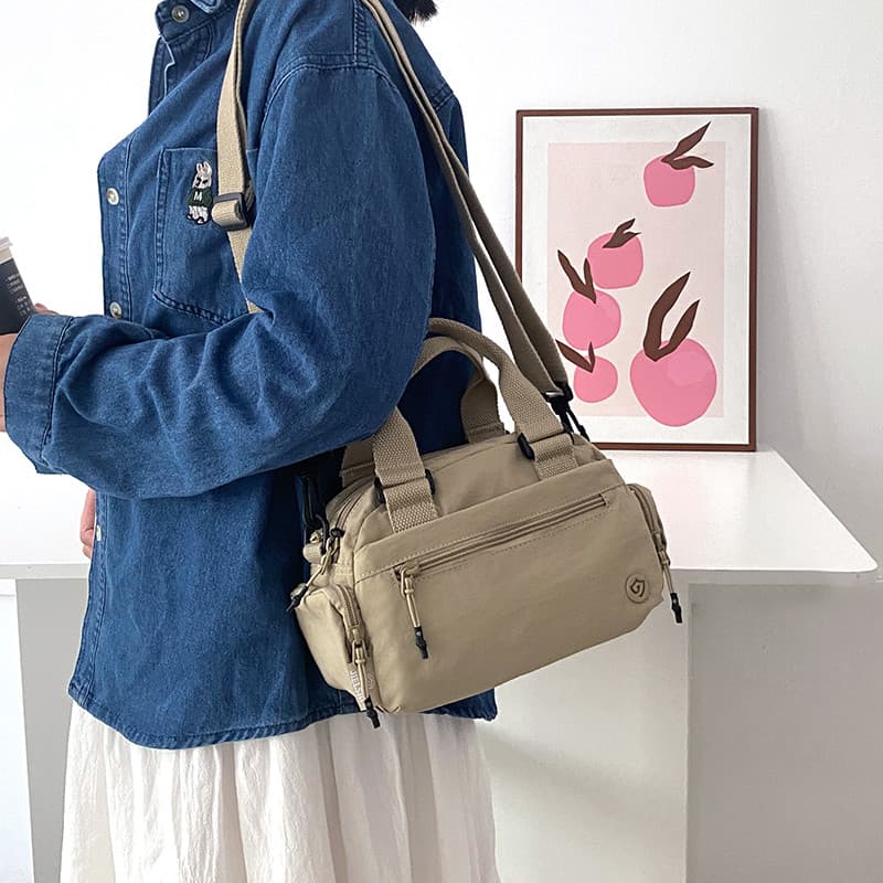 2025 novo estilo simples All-Match Oxford pano bolsa feminina leve repelente de água Casual ombro saco do mensageiro Com