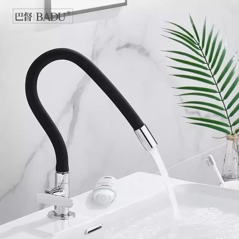 Universal Rotatable dobrável torneira da bacia única fria pia da cozinha vegetal lavatório varanda Mop piscina torneira