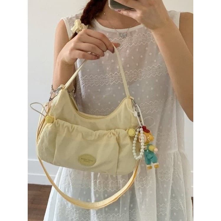 Verão bonito nicho Design axilas saco coreano leve bolinho saco plissado Casual saco do mensageiro feminino bolsa de omb