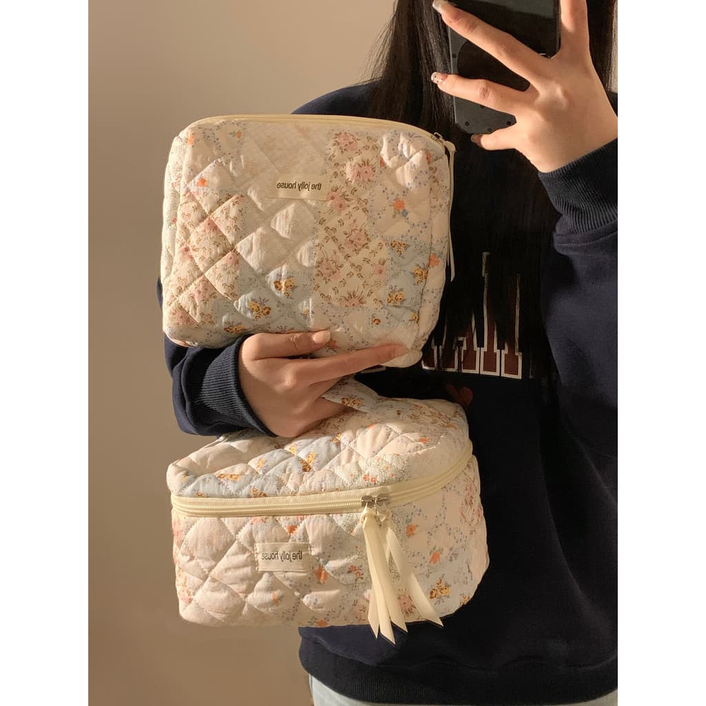 Bonito Floral portátil saco cosmético feminino portátil de grande capacidade produtos de cuidados com a pele escova saco