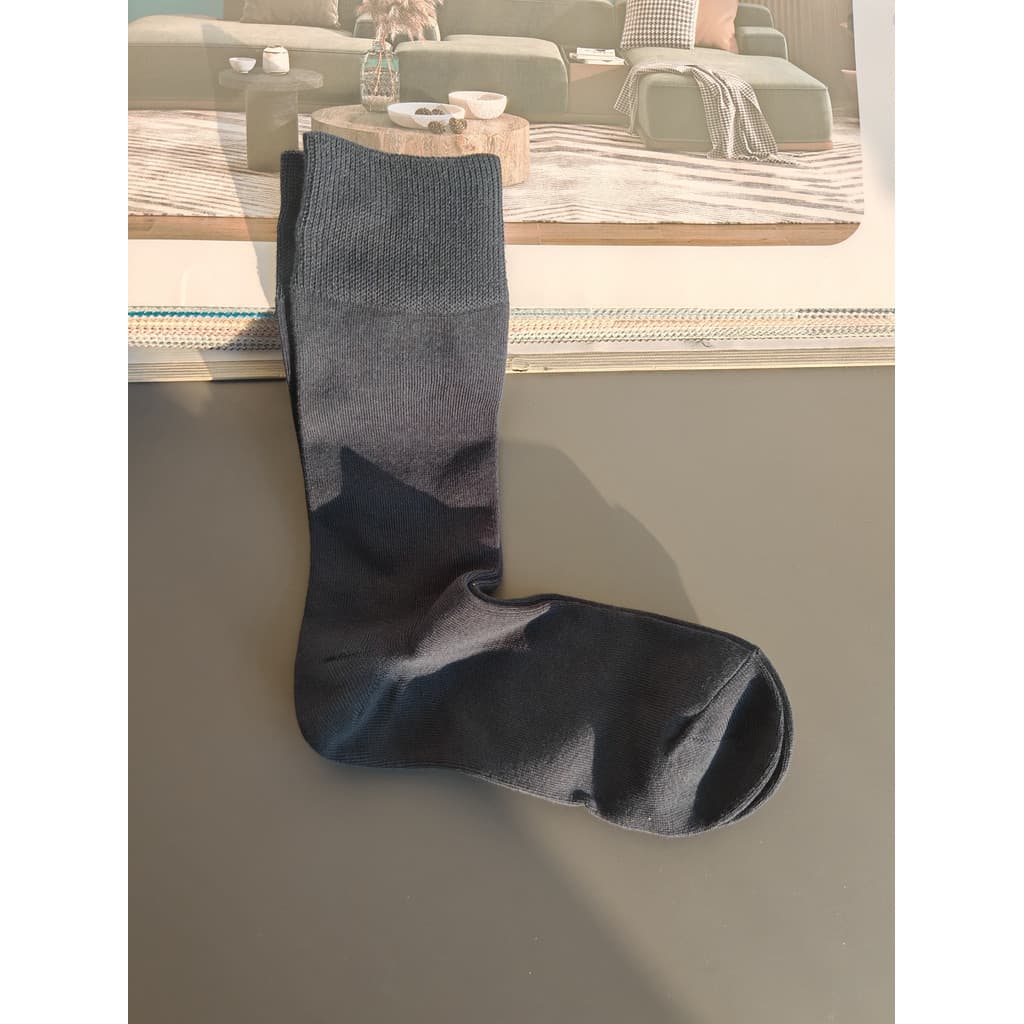 Nannjin meias masculinas de negócios simples cor sólida meias cano médio outono azul escuro meias de ângulo reto meias d