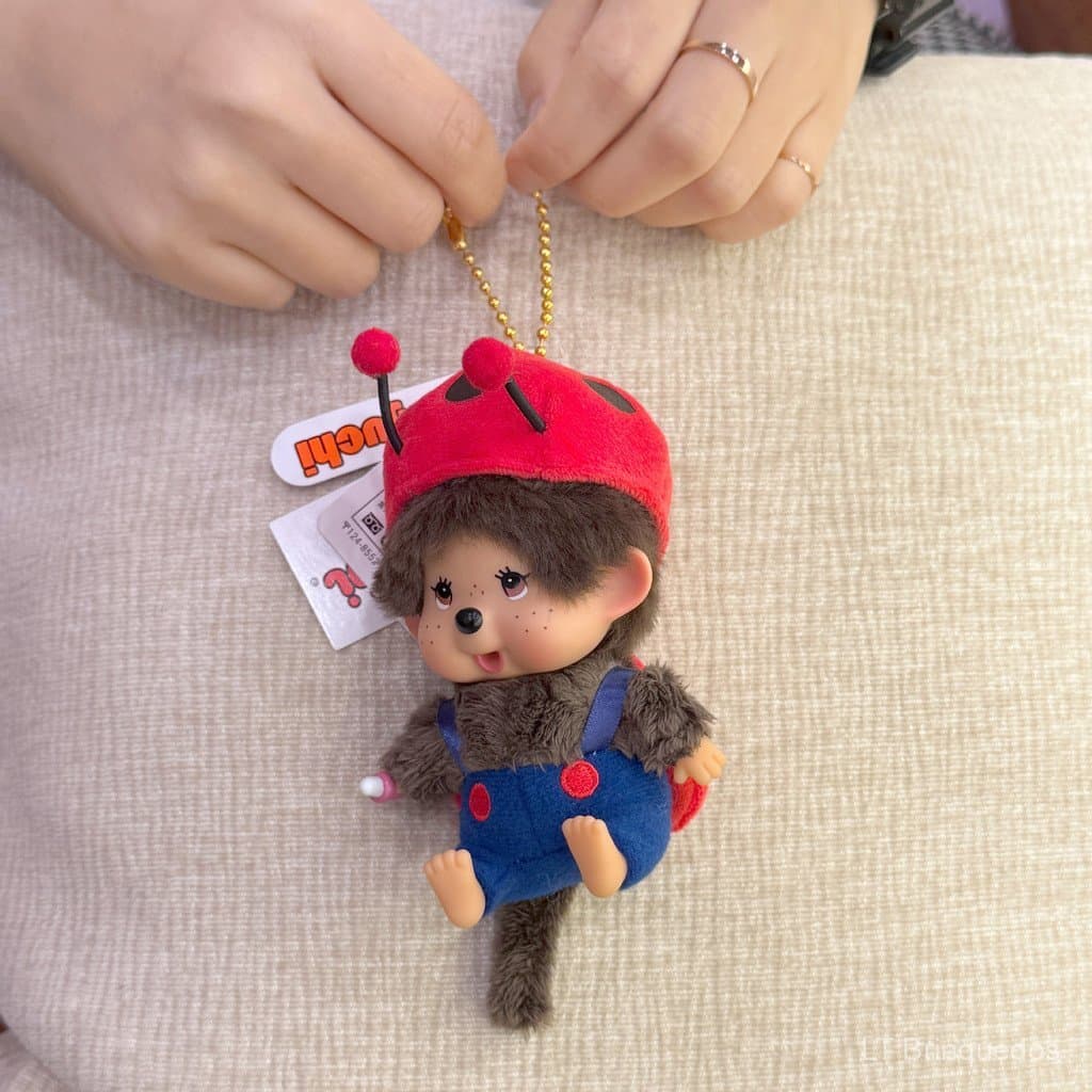 Pingente de pelúcia Monchhichi, chaveiro fofo em forma de joaninha, decoração de bolsa com boneco de desenho animado.