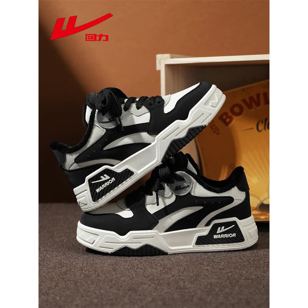 Puxar para trás sapatos masculinos outono inverno tênis 2025 novo estilo juventude na moda sapatos casuais estilo forro