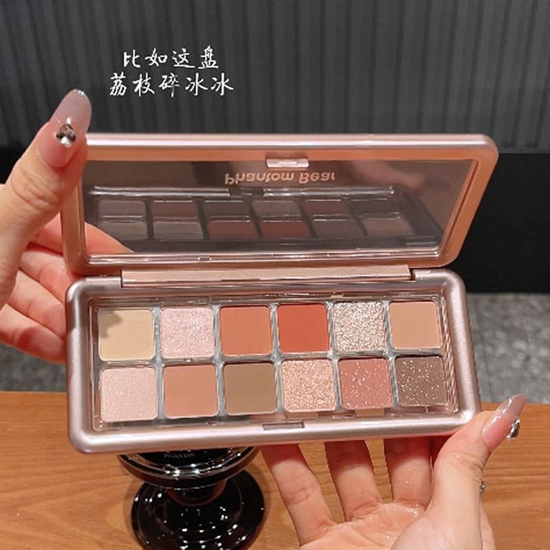 Phantom Bear Low-Saturado Cinza Rosa Damasco Pêssego 12 Cores Paleta de Sombras Tender Pure Desire Fino Piscando Múltipl