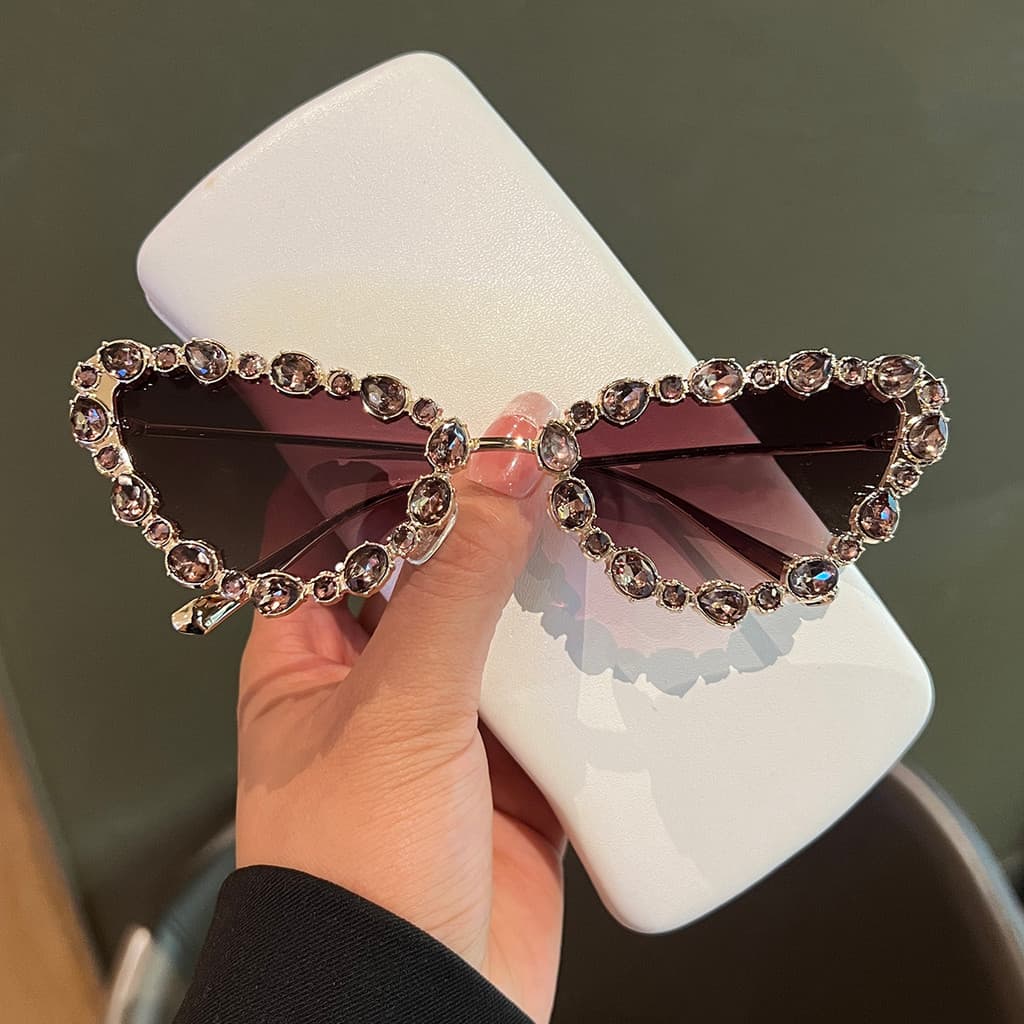 Óculos de sol olho de gato europeu americano diamante-estúdio rua tiro óculos de sol feminino High-End quente menina Ant
