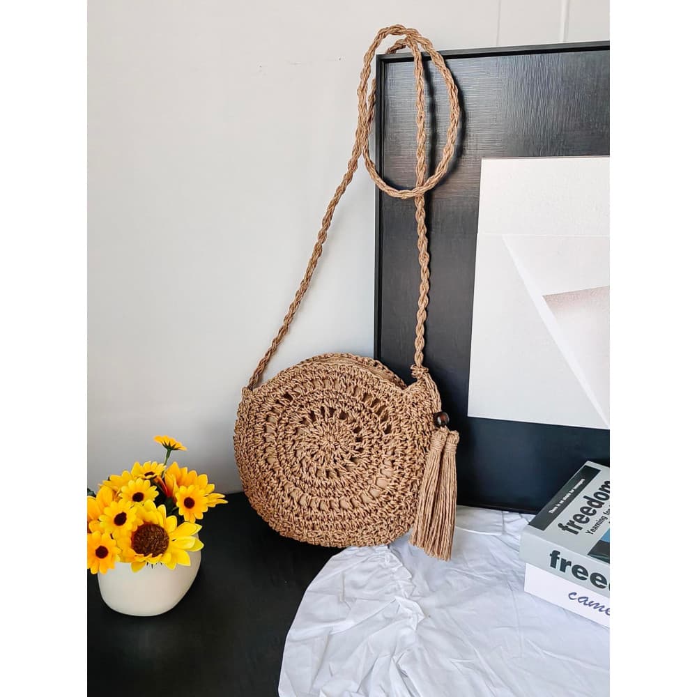 Nicho artesanal High-End saco do mensageiro feminino novo estilo verão borla oco tecido saco semicírculo grande capacida