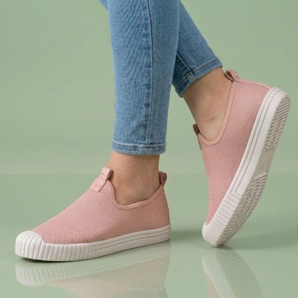 Tênis Slip On Feminino Casual Confortável Leve Antiderrapante para Uso Diário com Solado Seguro e Material Respirável