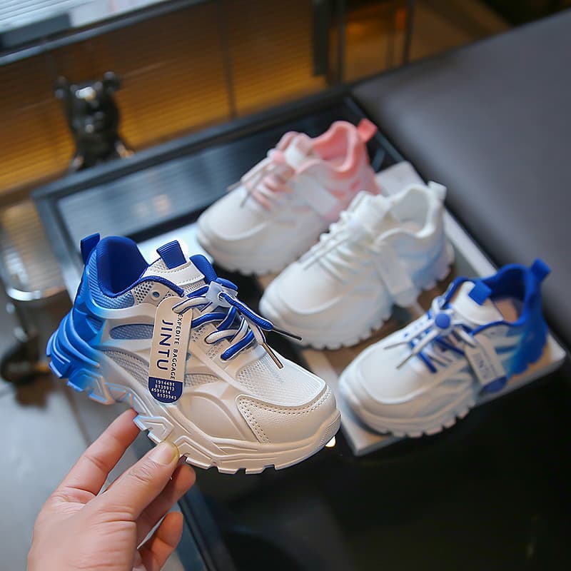 Crianças gradiente cor tênis 2025 verão novo estilo única malha respirável meninos sapatos líquidos All-Match meninas sa
