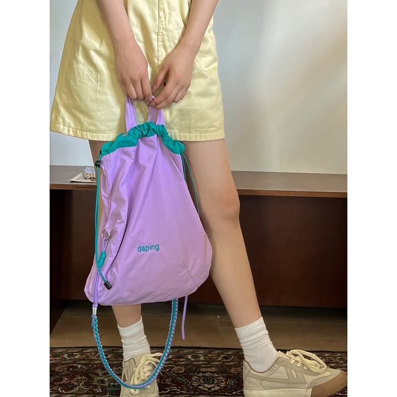 Verão mensageiro pequeno saco feminino 2024 novo estilo na moda ins versão coreana All-Match bolsa grande capacidade Cas