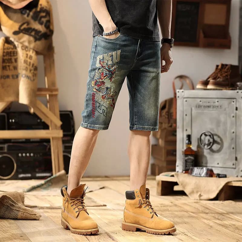 Verão Koi bordado denim shorts masculino High-End fino ajuste estilo chinês Retro cinco pontos denim shorts masculino ve