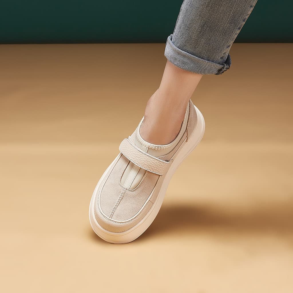 Outono inverno novo estilo moda sapatos de sola grossa feminino confortável baixo-topo Velcro sapatos casuais All-Match