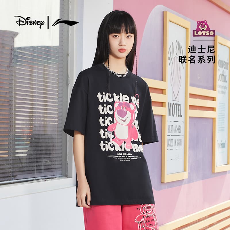 Li Ning manga curta masculina 2025 verão Disney Toy Story morango urso casal camiseta feminina meia manga roupas esporti