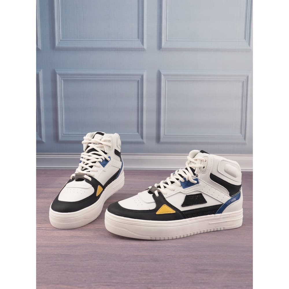 Lace-Up sola grossa aumentando moda All-Match estilo Preppy sapatos masculinos botas curtas tênis casuais sapatos de alt