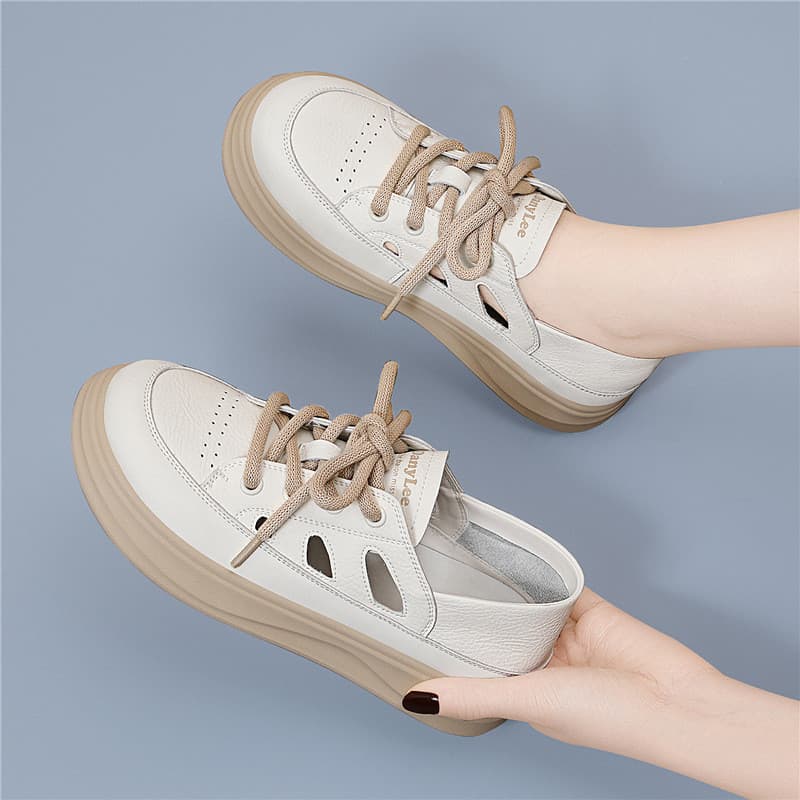 Sapatos brancos ocos femininos de sola grossa tênis de sola alta primavera verão novo estilo leve respirável sapatos cas