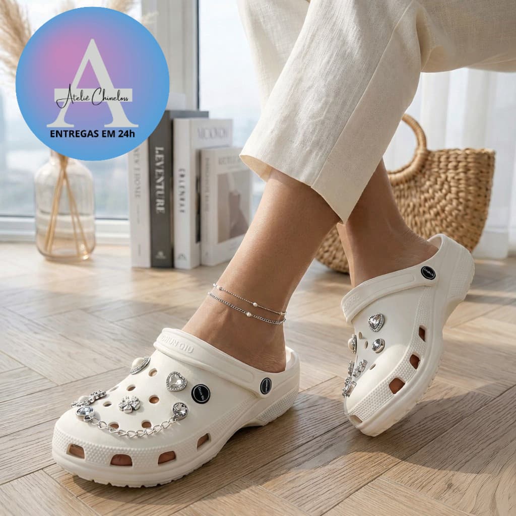 Babuche Feminino EVA com Apliques (Envio Aleatório), Leve, Confortável e Antiderrapante