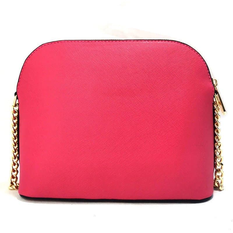 Bolsa transversal de couro feminina, nova coleção 2023, bolsa pequena em formato de concha, bolsa de ombro com corrente.