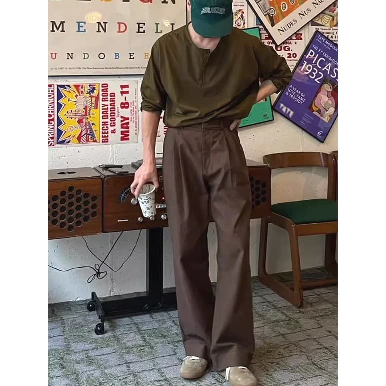 Velho dinheiro estilo café cor macacão calças masculinas Melade solto em linha reta calças casuais não-ferro sem costura