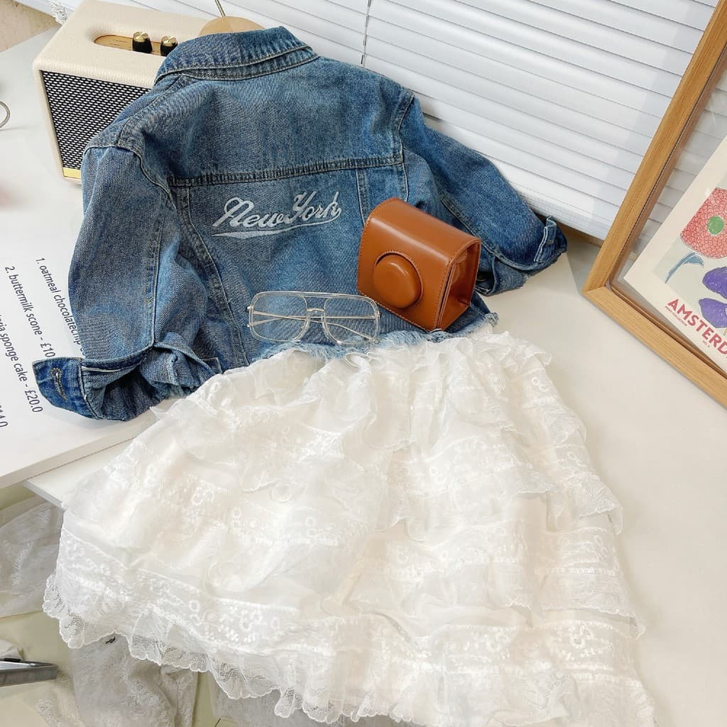 Meninas carta estilo curto moda primavera jaqueta 2026 novo estilo moda Denim jaqueta crianças versão coreana primavera