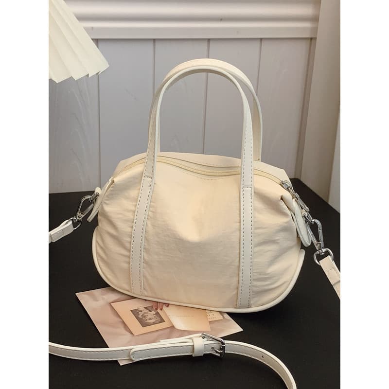 Bolsa feminina 2026 novo estilo pano de náilon à prova dwaterproof água leve bolsa de ombro grande capacidade Casual Com