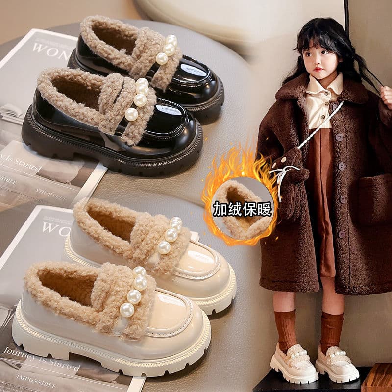Meninas dois sapatos de algodão 2024 inverno novo estilo lã de cordeiro meninas pelúcia princesa sapatos de couro quente