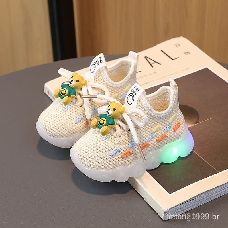 Tênis Infantis/3-3 Anos Meninos Meninas Outono Novo Estilo Solo Luminoso Macio Casual Malha Respirável Crianças Joelho