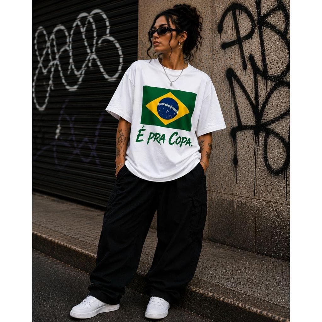 Camiseta Brasil MEME Unissex T-shirt Feminina Oversized Masculina Tradicional