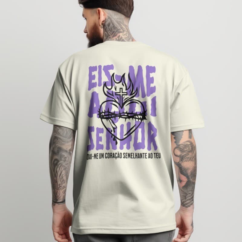 Camiseta Cristã Oversized Streetwear Unissex Camisa Eis-me aqui Senhor Colo de Deus