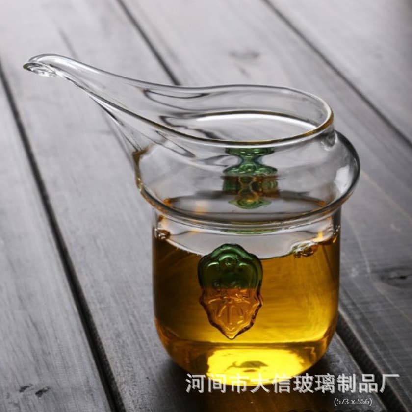 Conjunto de chá de vidro com folhas verdes de chá Kung Fu, elegante xícara de chá Kung Fu, chá preto resistente ao calor
