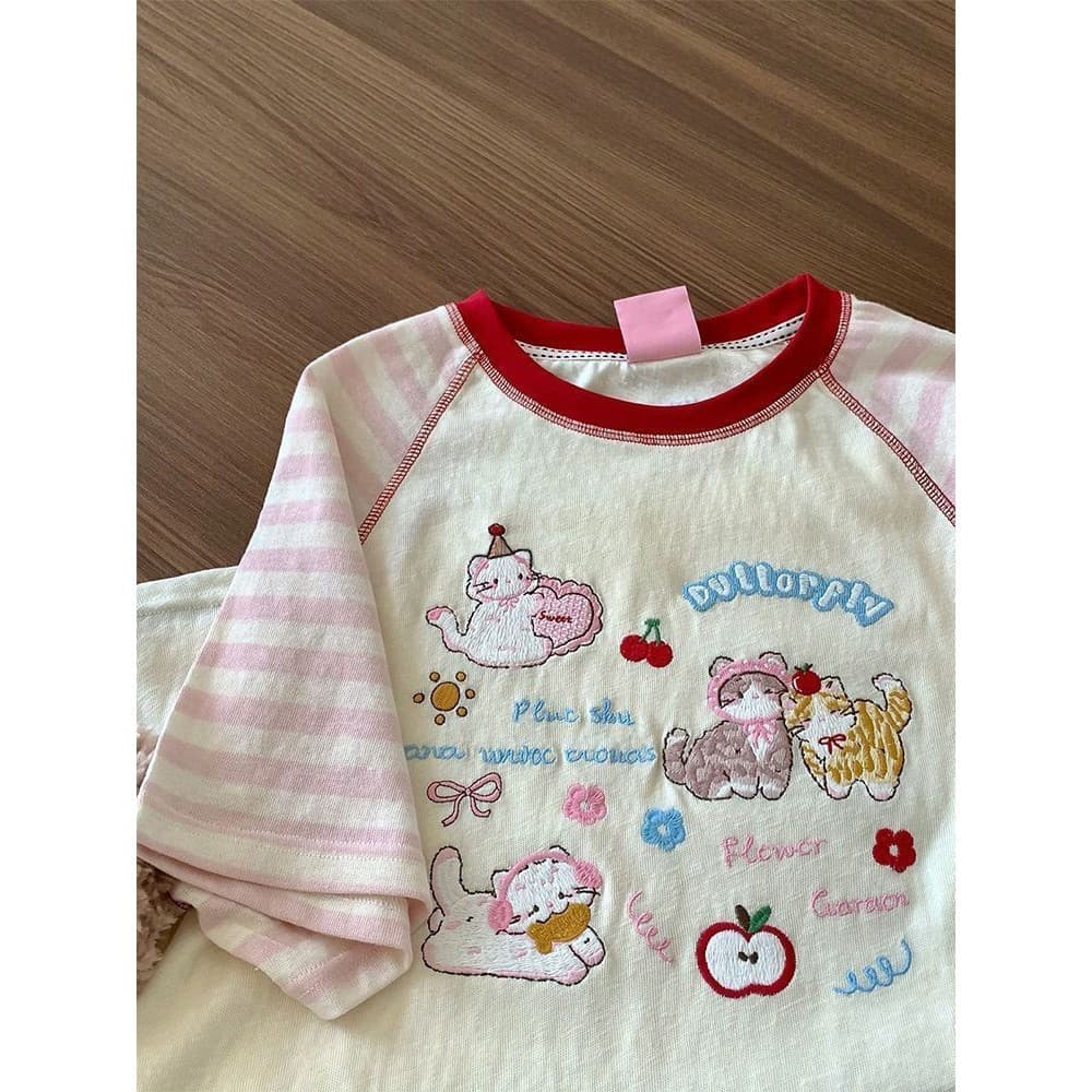 Verão japonês bonito gato bordado camiseta de manga curta, feminino solto doce, meia camiseta elegante