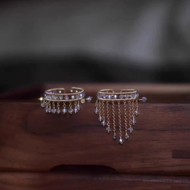 [Estoque pronto] Super fada gota de água borla anel feminino estilo coreano legal piscando diamante simples anel suave í
