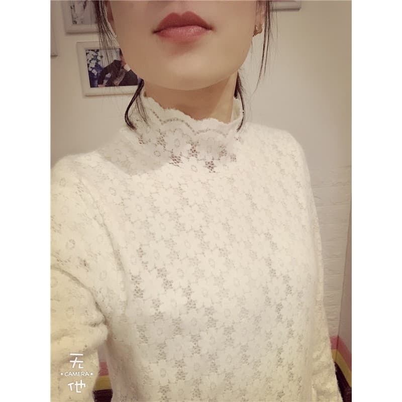 Velo reunindo 2026 primavera outono nova camisa de fundo de renda moda meia gola alta escovado engrossado manga Puff top