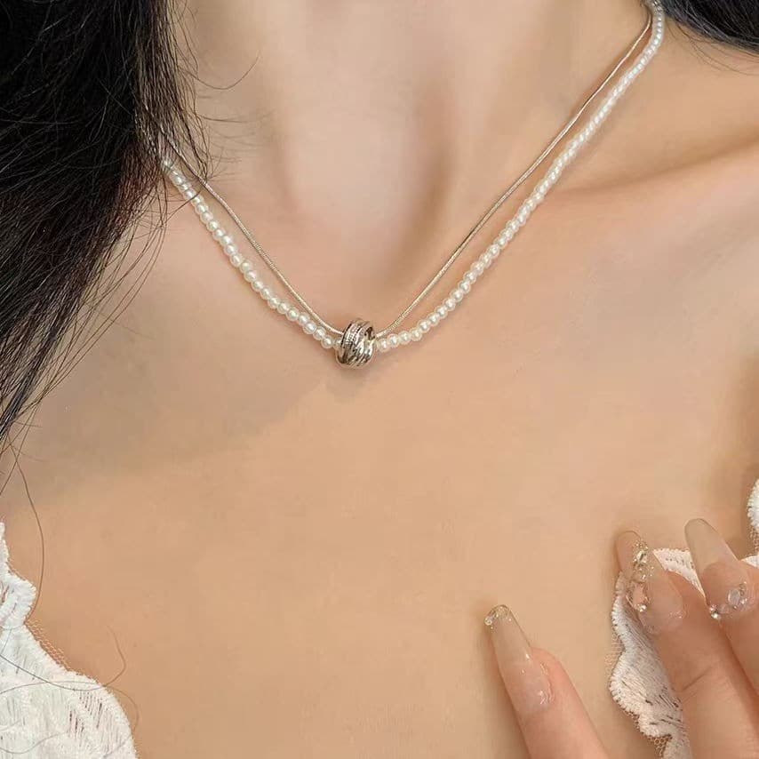 Pérola cobra osso corrente empilhamento colar gargantilha feminina simples nicho High-End clavícula corrente elegante Al