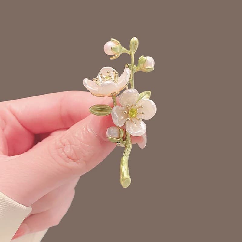 Retro temperamento verde jasmim broche feminino planta flor pérola Corsage terno Anti-reflexo fivela pino acessórios