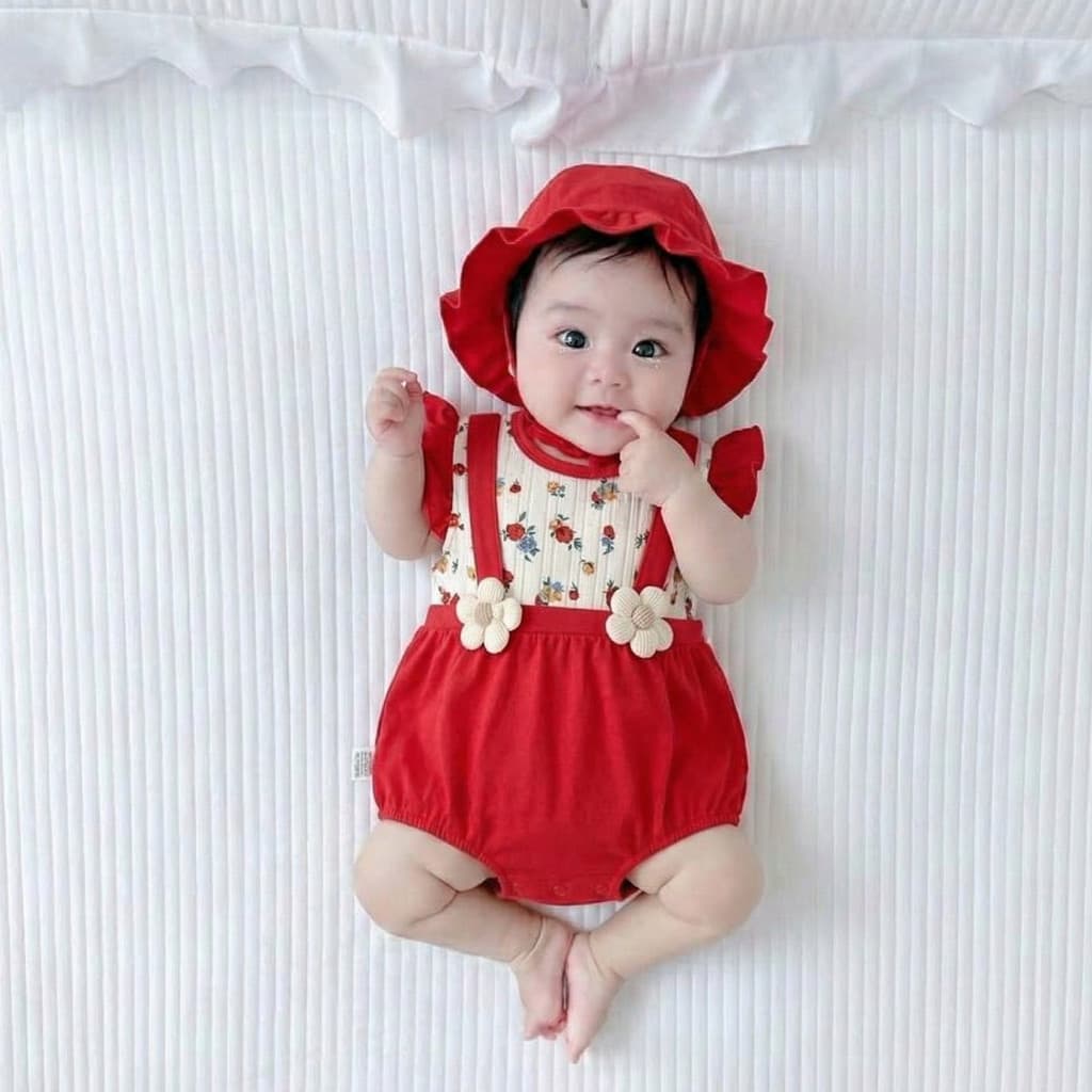 2026 bebê menina doce terno verão flor manga voadora triângulo macacão portador de bebê falso macacão de duas peças algo