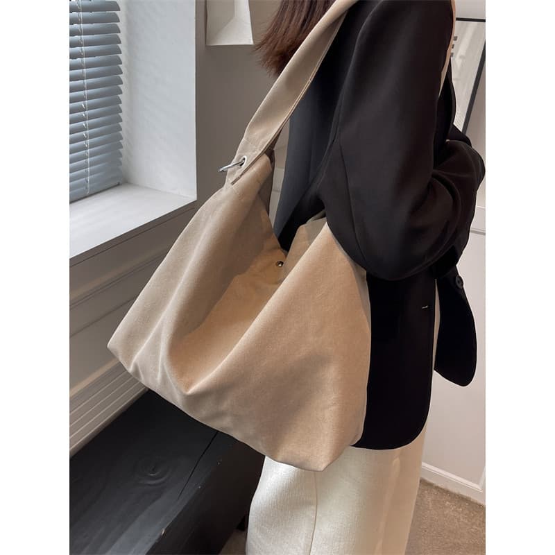 Bolsa feminina 2026 novo estilo de grande capacidade de um ombro axilas saco Casual All-Match moda classe Commuter para