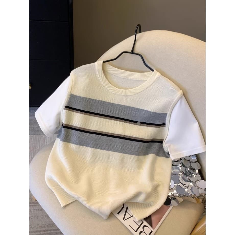 Solto mais magro olhar [40-100kg] falso de duas peças contraste cor em torno do pescoço de manga curta camiseta feminina