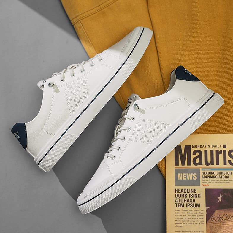 Sapatos brancos de couro puro masculino primavera sem cadarço sapatos masculinos Street Wear luz luxo esportes tênis cas