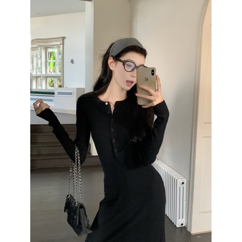 Preto de manga comprida vestido de malha feminino outono inverno camisola Base interior Hip saia cintura estreita mais m