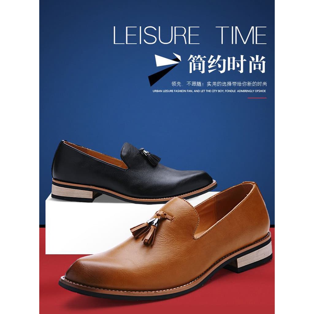 Sapatos masculinos de dedo apontado vermelho britânico Retro mocassins masculinos borla ervilhas sapatos de negócios for