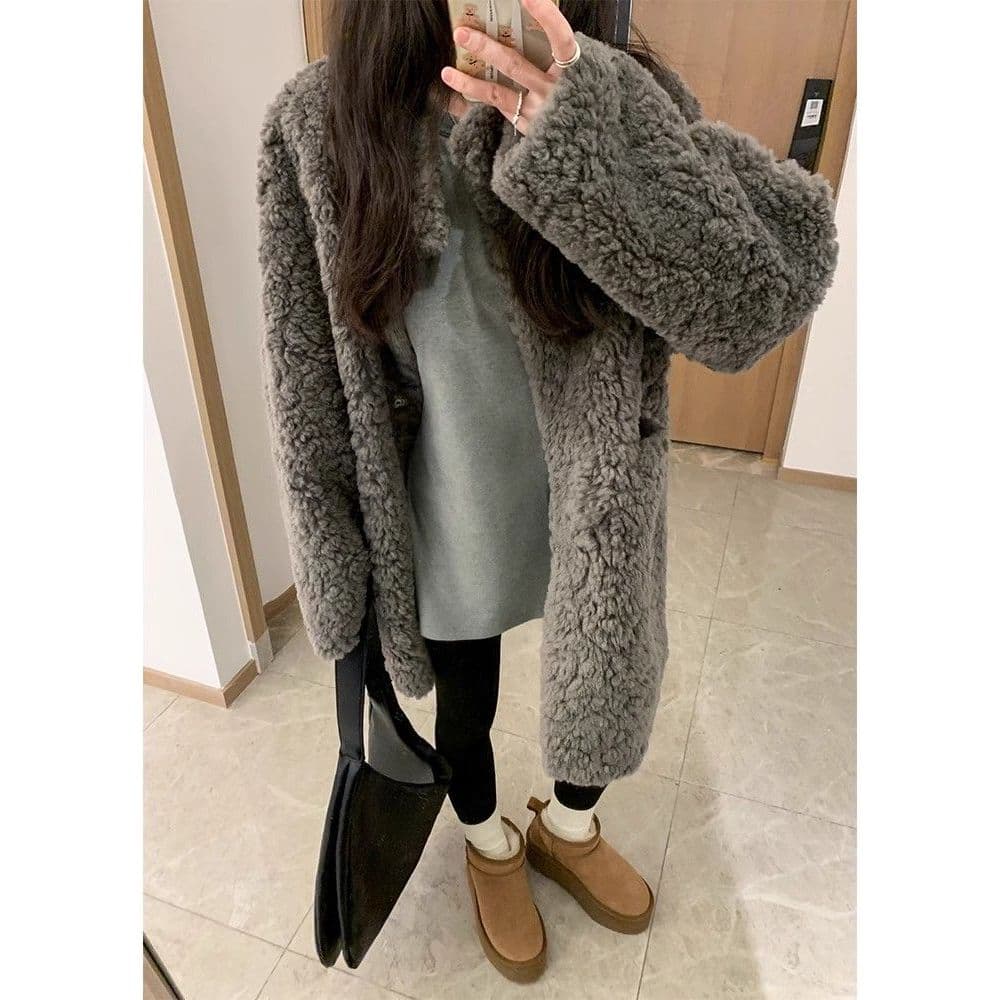 Outono inverno novo estilo de pele de uma peça imitação de lã de cordeiro casaco de comprimento médio gola alta High-End