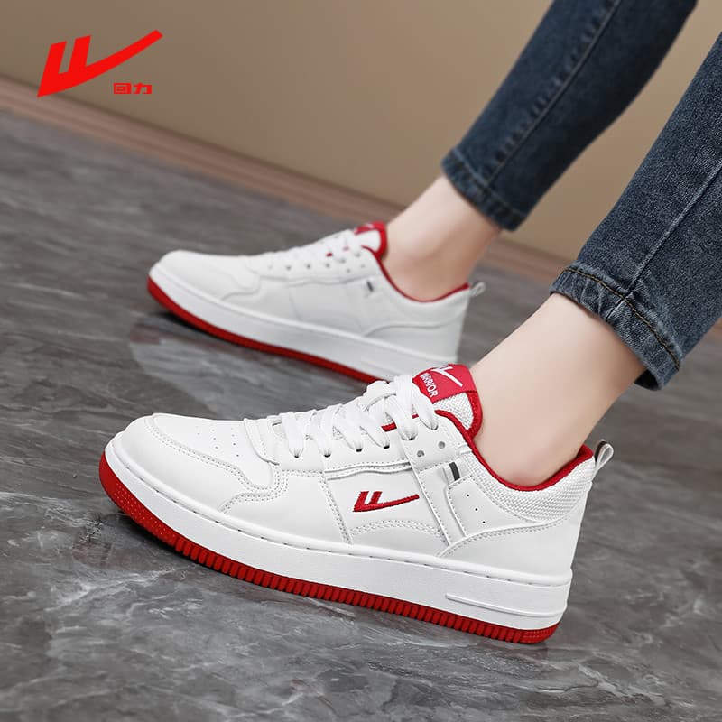Puxar para trás tênis 2026 primavera novo estilo respirável meninas esportes sapatos casuais All-Match Anti-deslizamento
