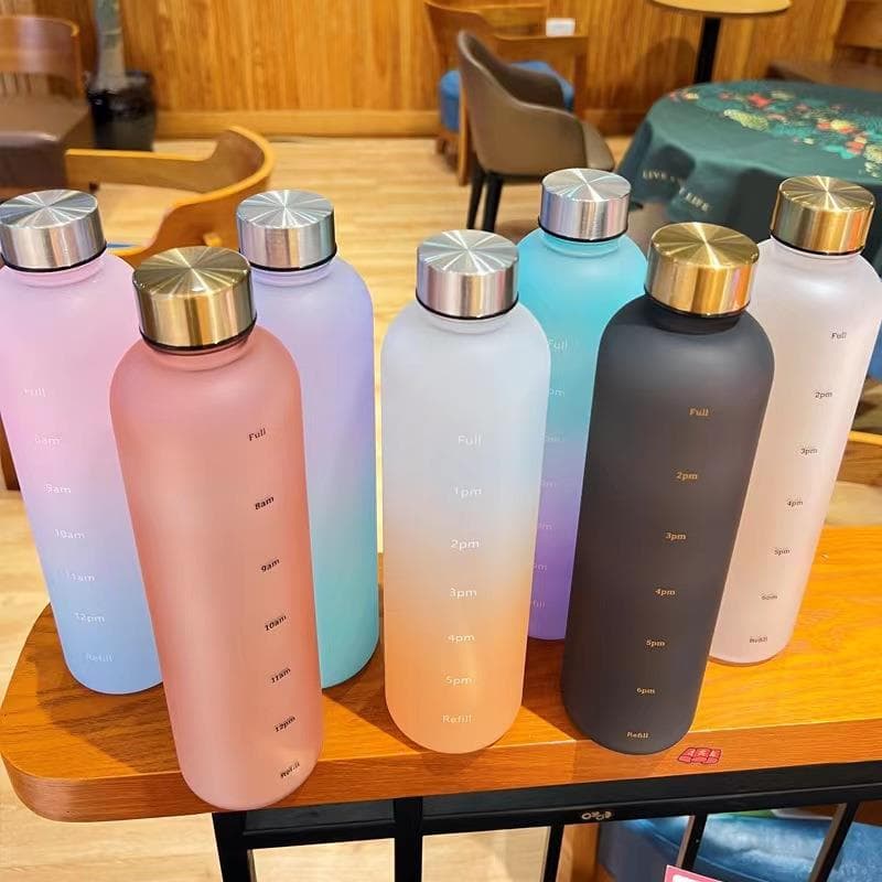 Copo de água esportivo de plástico gradiente colorido 1.000ml copo prático fosco de grande capacidade copo de espaço ao