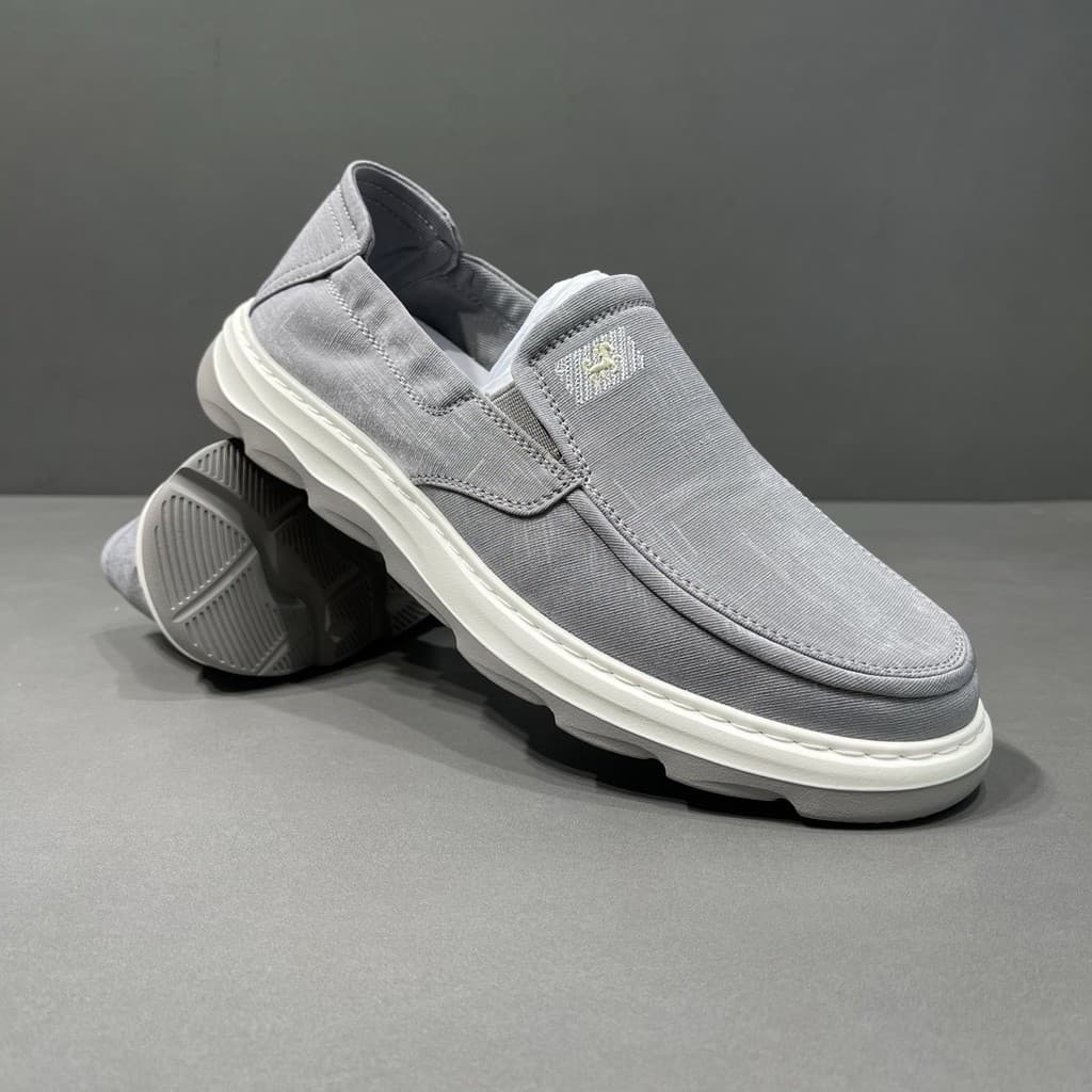 Primavera verão nova sola macia baixo-Top leve sapatos de pano respirável seda gelo Casual bordado sapatos de pano mocas