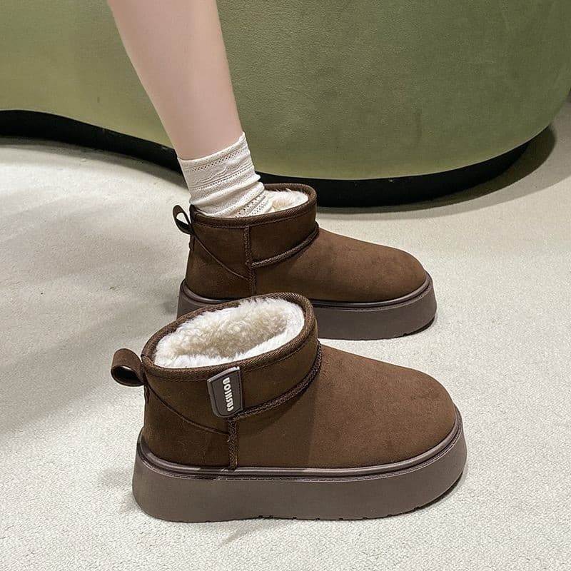 Botas de neve femininas inverno 2026 novo estilo influenciador de moda de sola grossa mais veludo engrossado desgaste ex