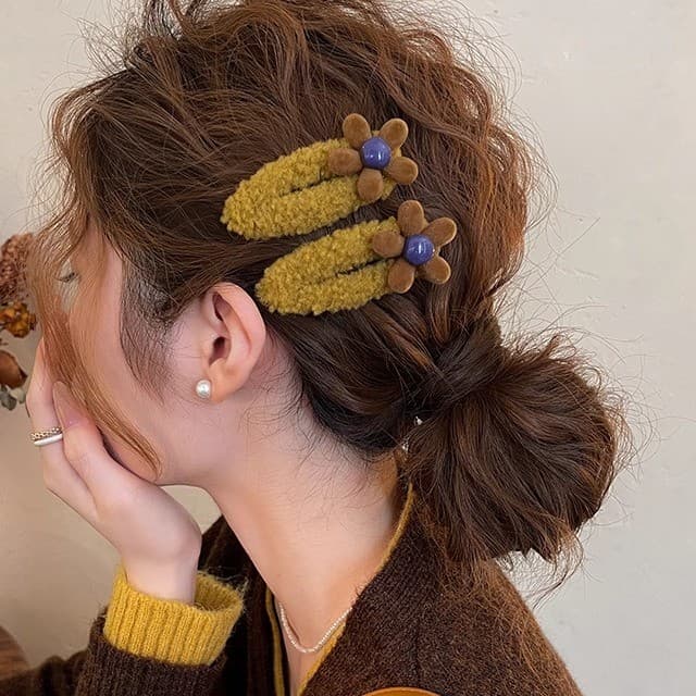 Outono inverno flor de pelúcia grampo de cabelo feminino lado bb clipe 2025 novo estilo testa franja clipe lateral High-