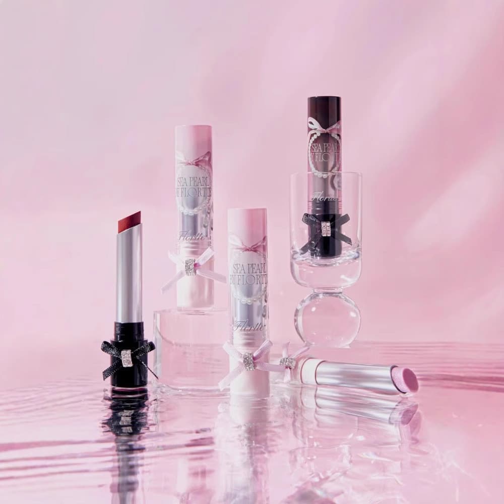 FLORTTE/Hualolia Glass Sea Series Sólido Lip Gloss Espelho Lip Glaze Batom Brilho de Água Não É Fácil de Colar Copo