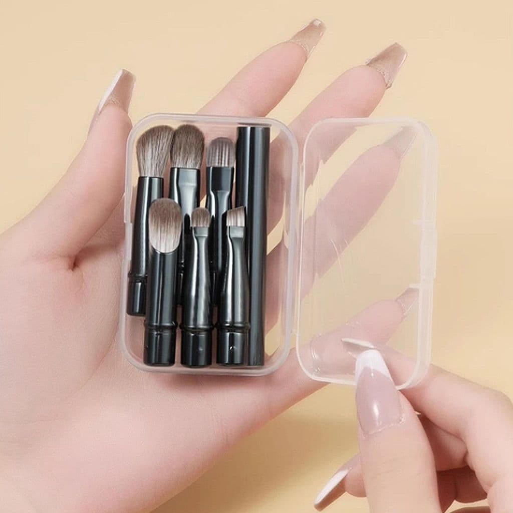 Novo produto Pincel de maquiagem portátil destacável cabeça de escova de substituição portátil nariz sombra escova corre