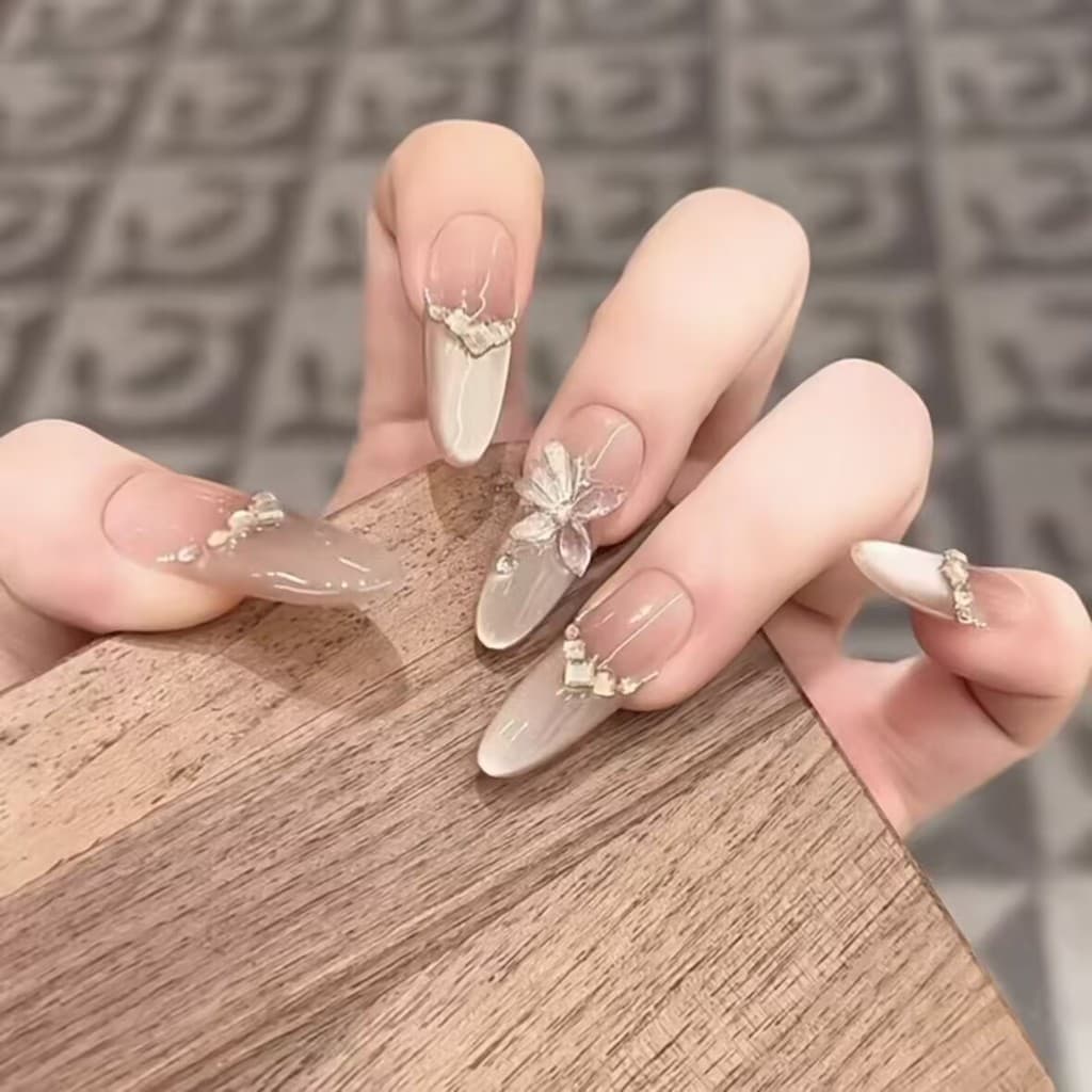 Unhas Postiças Artesanais de Fada, Luxuosas, Efeito Olho de Gato, de Alta Qualidade, Removíveis, Brancas com Borboleta M